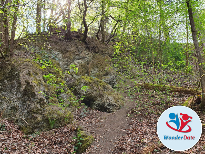 Rückersbacher Schlucht, Jahnfelsen und Teschenhöhle